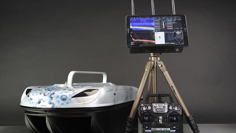 Features Colour Bait Boat Fish Finder 300 Metre range Fish GPS Navigation